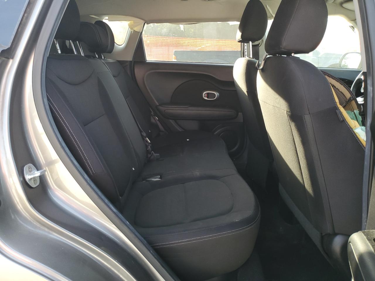 KIA SOUL 2016 VIN KNDJN2A21G7339403 zdjęcie 10