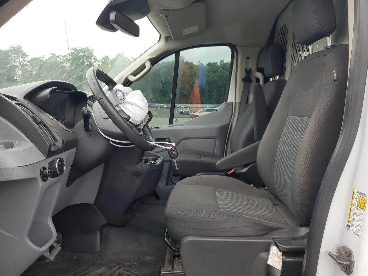 FORD TRANSIT 2019 VIN 1FTYR1YM8KKA42140 photo 7