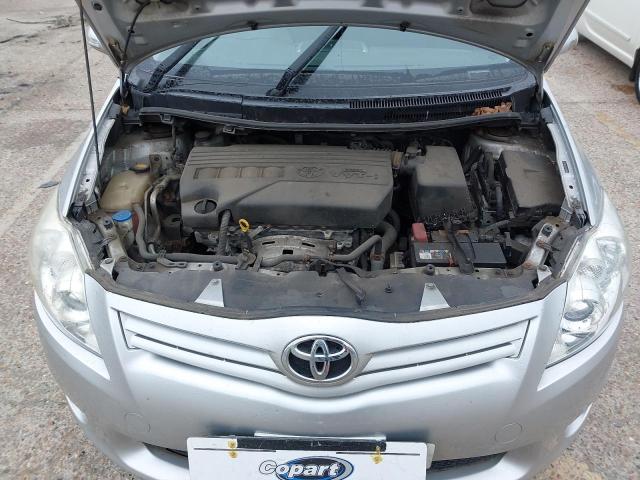 2011 TOYOTA AURIS TR