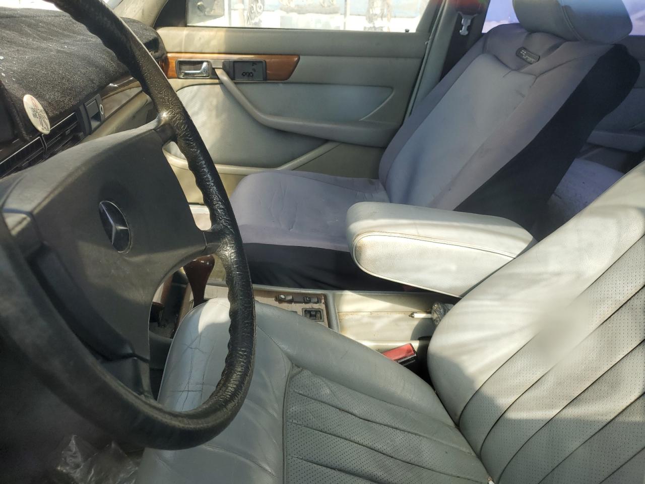 1983 Mercedes-Benz 300 Sd VIN: WDBCB20AXDB032703 Lot: 56762995