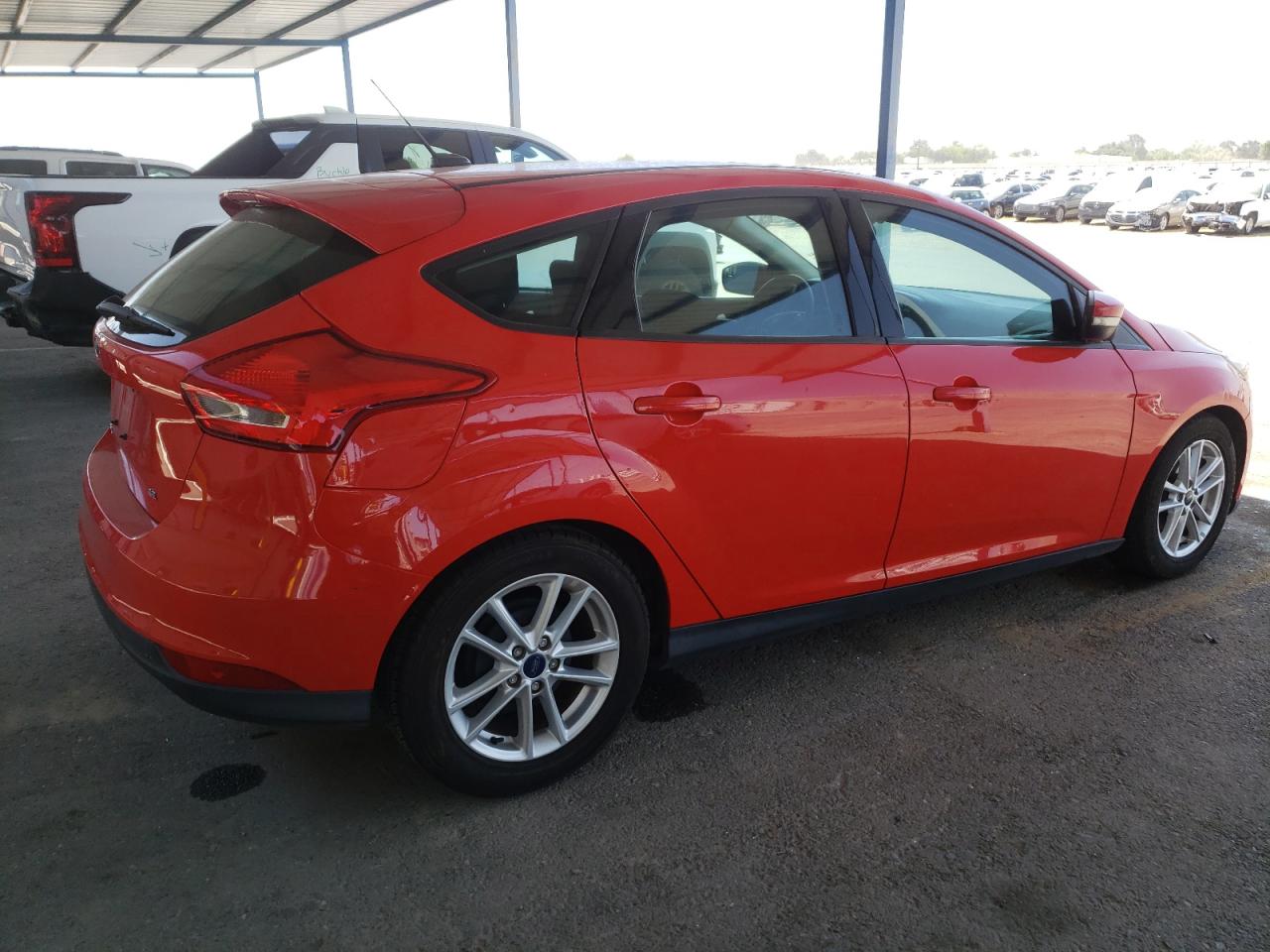 FORD FOCUS 2016 VIN 1FADP3K28GL320257 zdjęcie 3