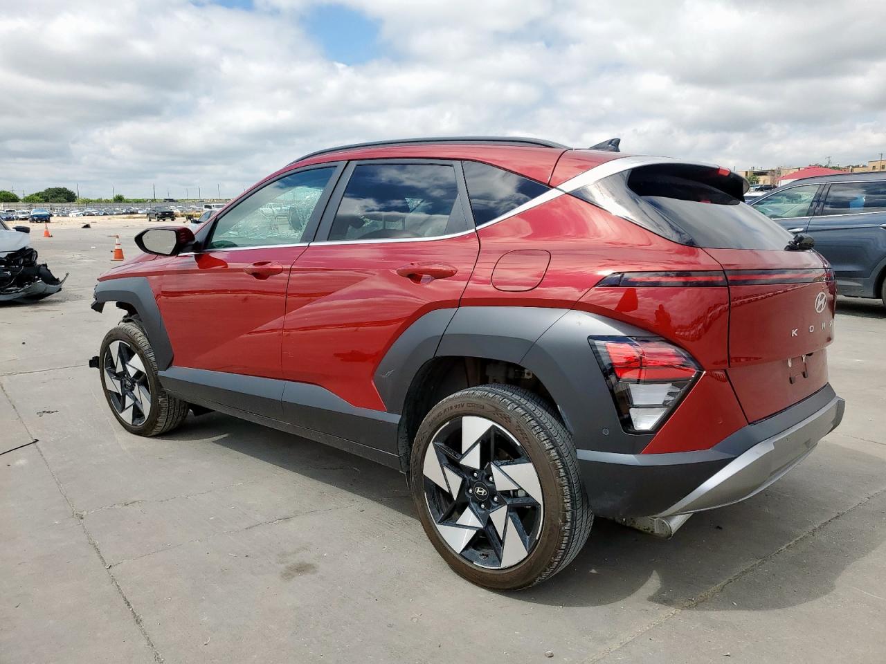 HYUNDAI KONA 2024 VIN KM8HE3A30RU132403 фото 2