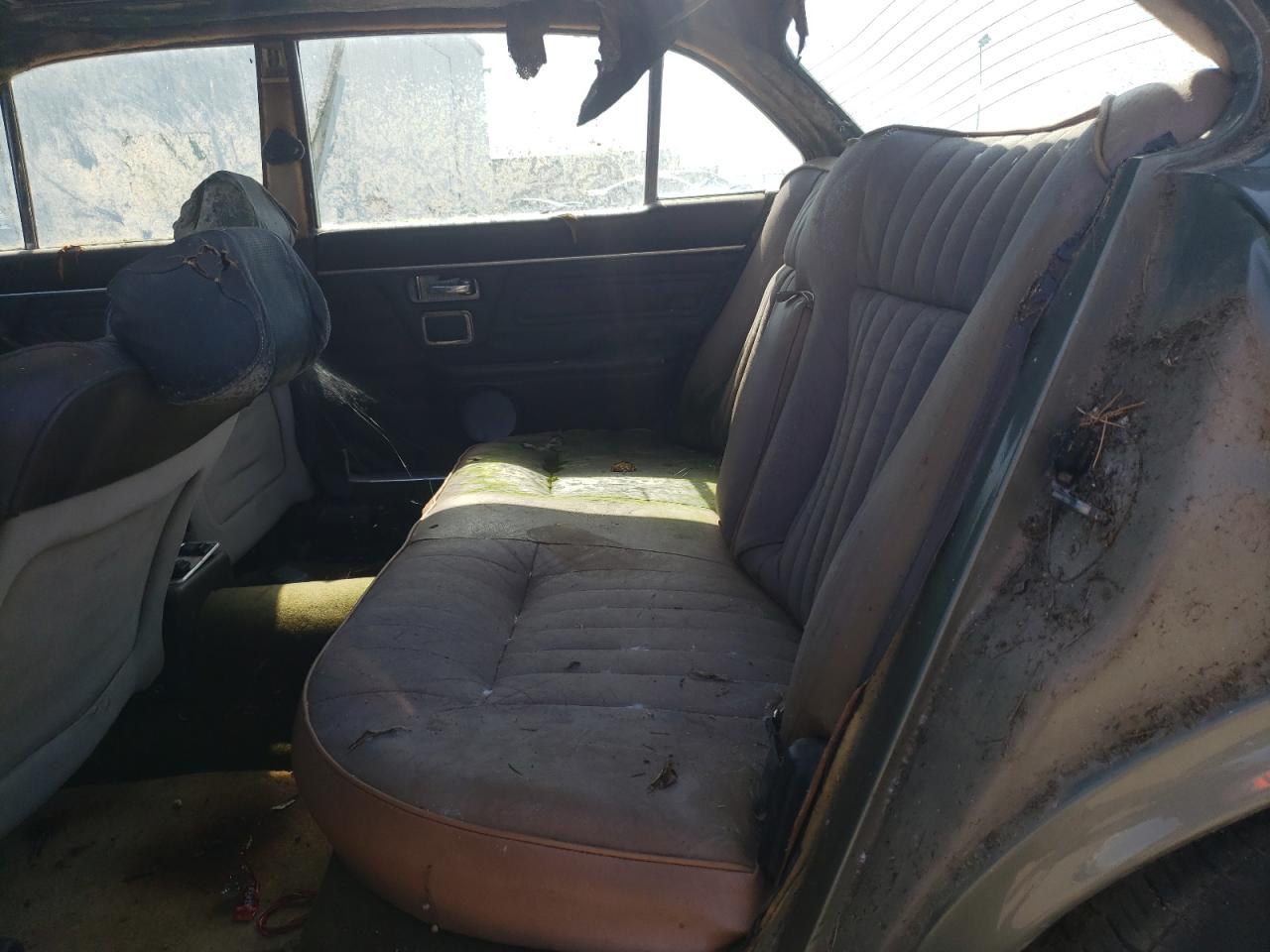1974 Jaguar Xj6 VIN: UE2T52398 Lot: 59589415