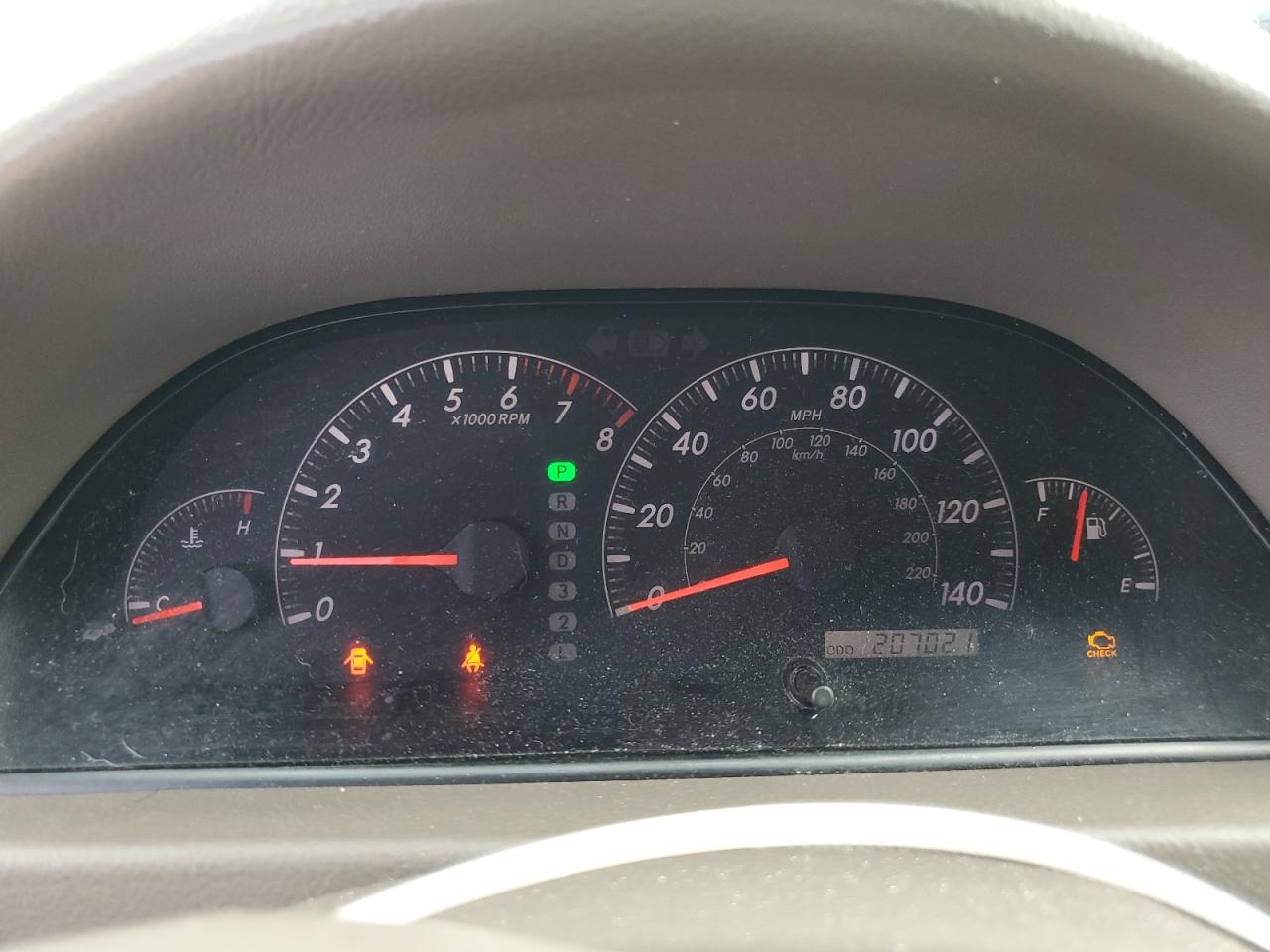 2005 Toyota Camry Le VIN: 4T1BF32K75U094235 Lot: 61254605