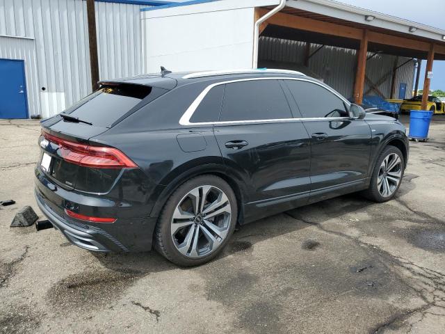  AUDI Q8 2022 Черный
