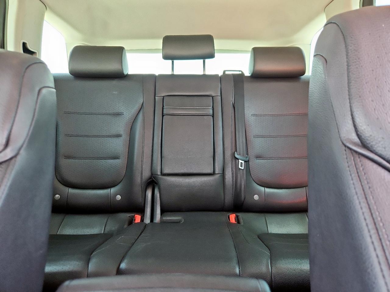 2013 Volkswagen Touareg V6 VIN: WVGEF9BP5DD002601 Lot: 60920695