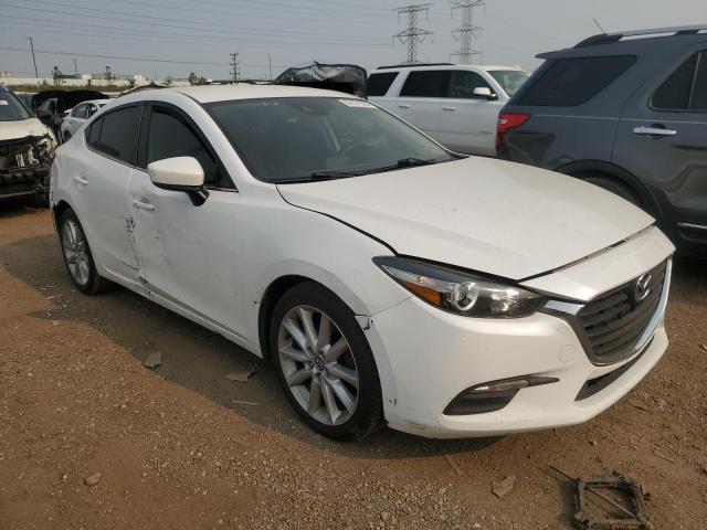  MAZDA 3 2017 White