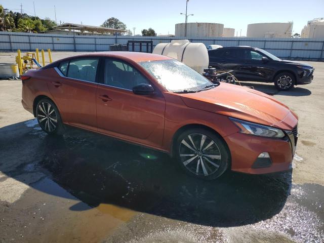  NISSAN ALTIMA 2021 Pomarańczowy