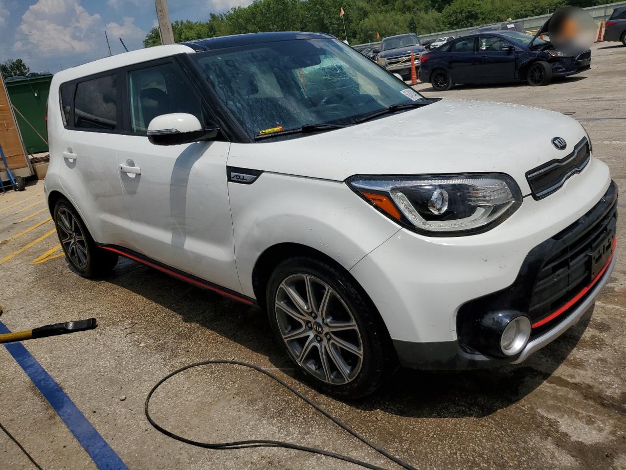 KIA SOUL 2018 VIN KNDJX3AA0J7894339 photo 4