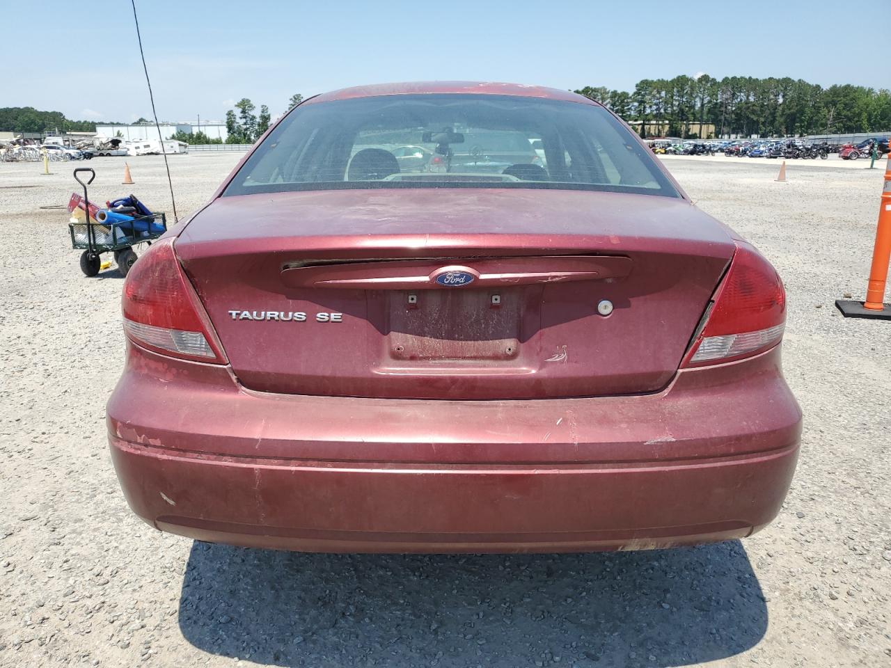 2006 Ford Taurus Se VIN: 1FAFP53286A257593 Lot: 62270255