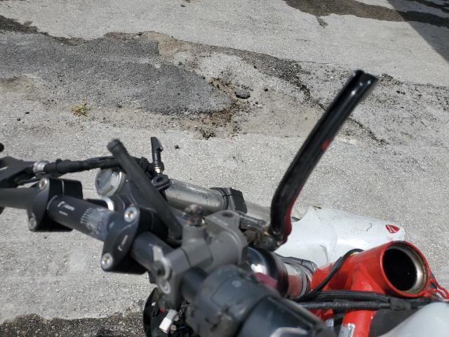 2016 DUCATI MONSTER 821  