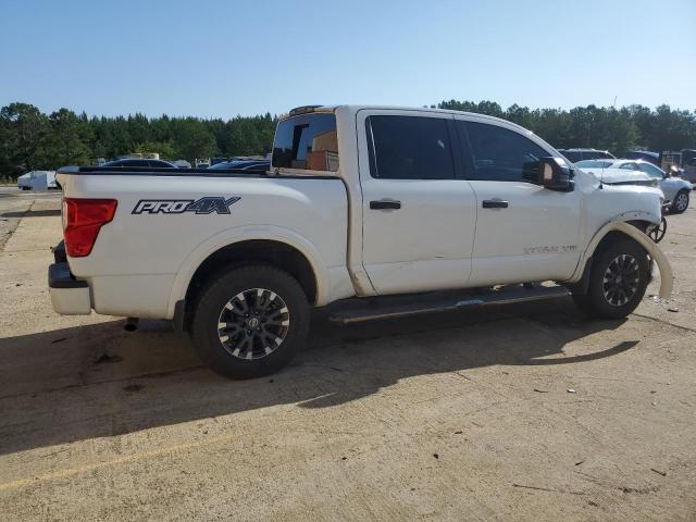  NISSAN TITAN 2019 Білий