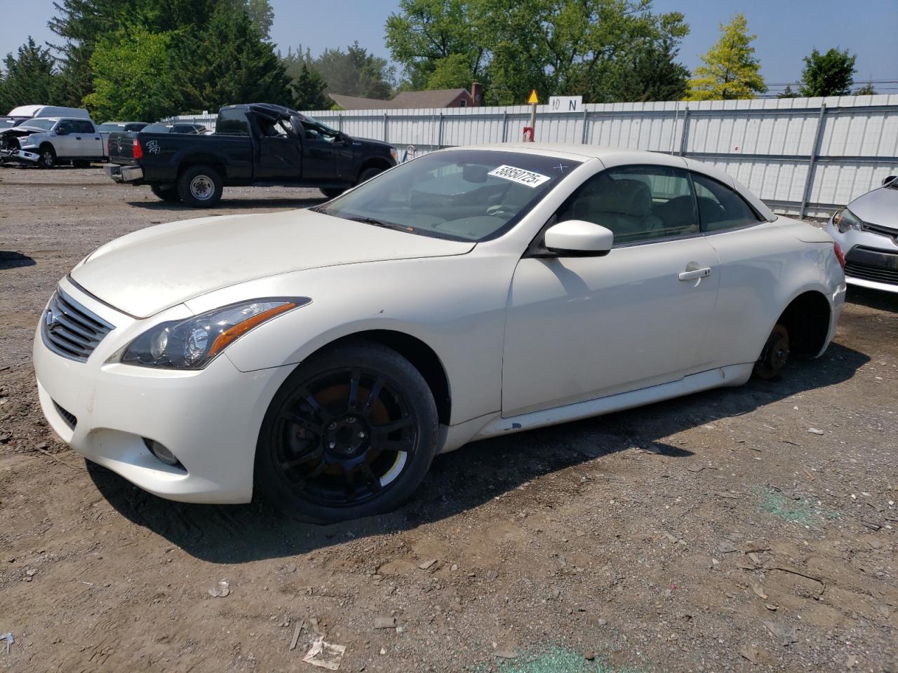 2015 Infiniti Q60 Base