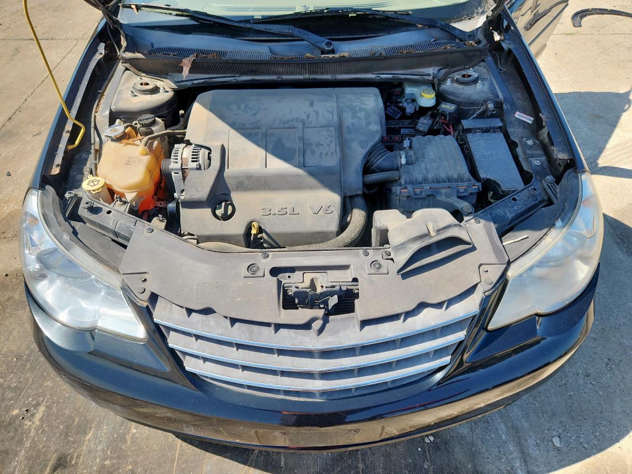 2009 Chrysler Sebring Limited VIN: 1C3LC65M28N179504 Lot: 61140695