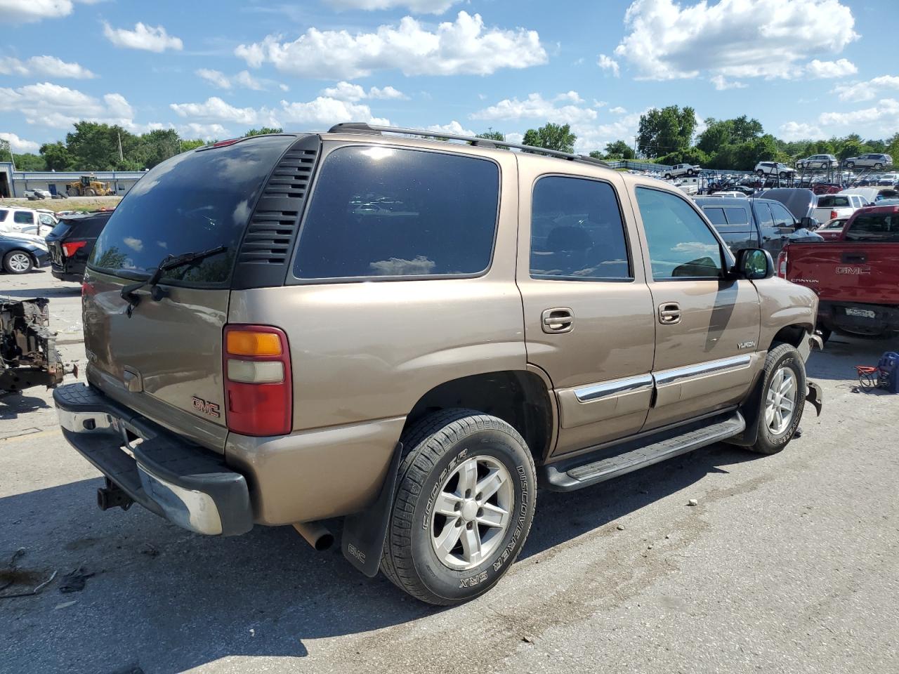 GMC YUKON 2003 VIN 1GKEK13Z53R132286 фото 3