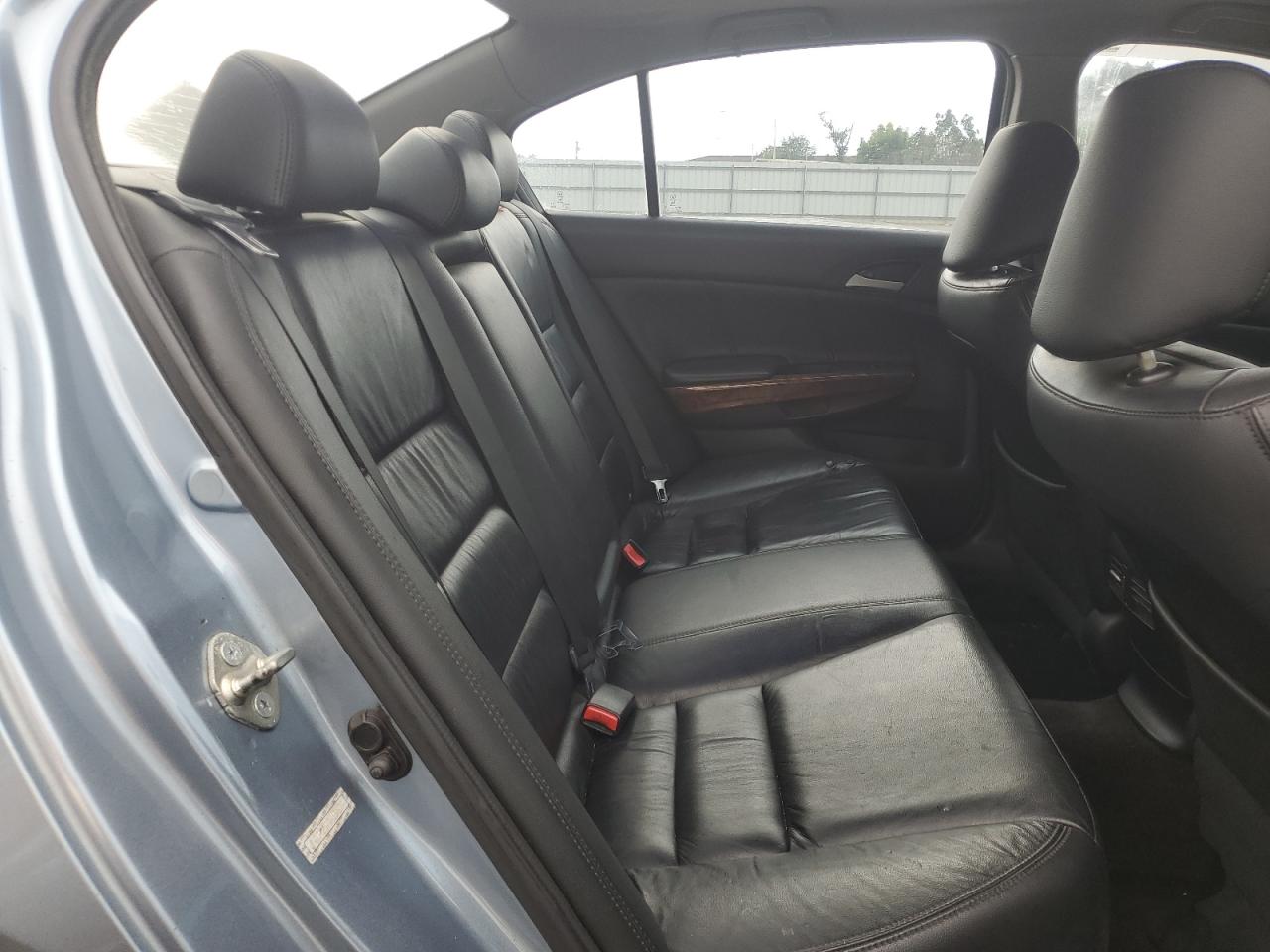 2011 Honda Accord Exl VIN: 1HGCP2F83BA134873 Lot: 63083275