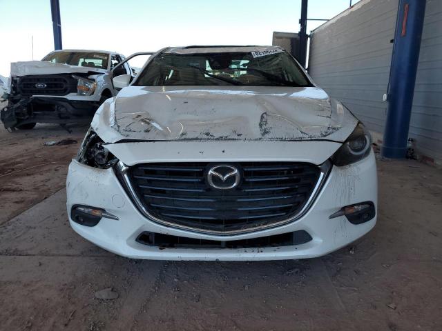 MAZDA 3 2018 Biały
