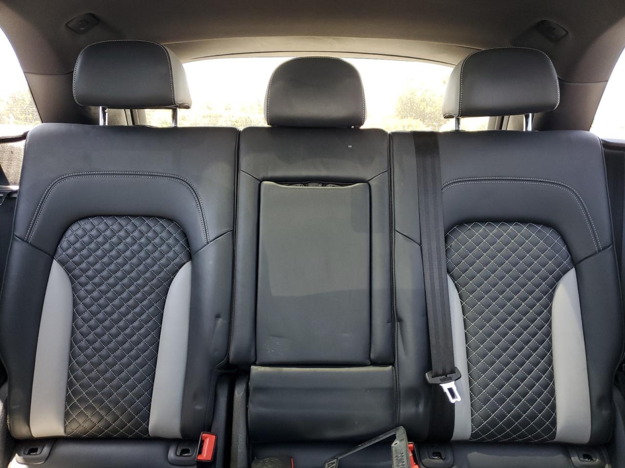 2015 Audi Sq5 Premium Plus VIN: WA1CGAFP2FA090090 Lot: 62202475