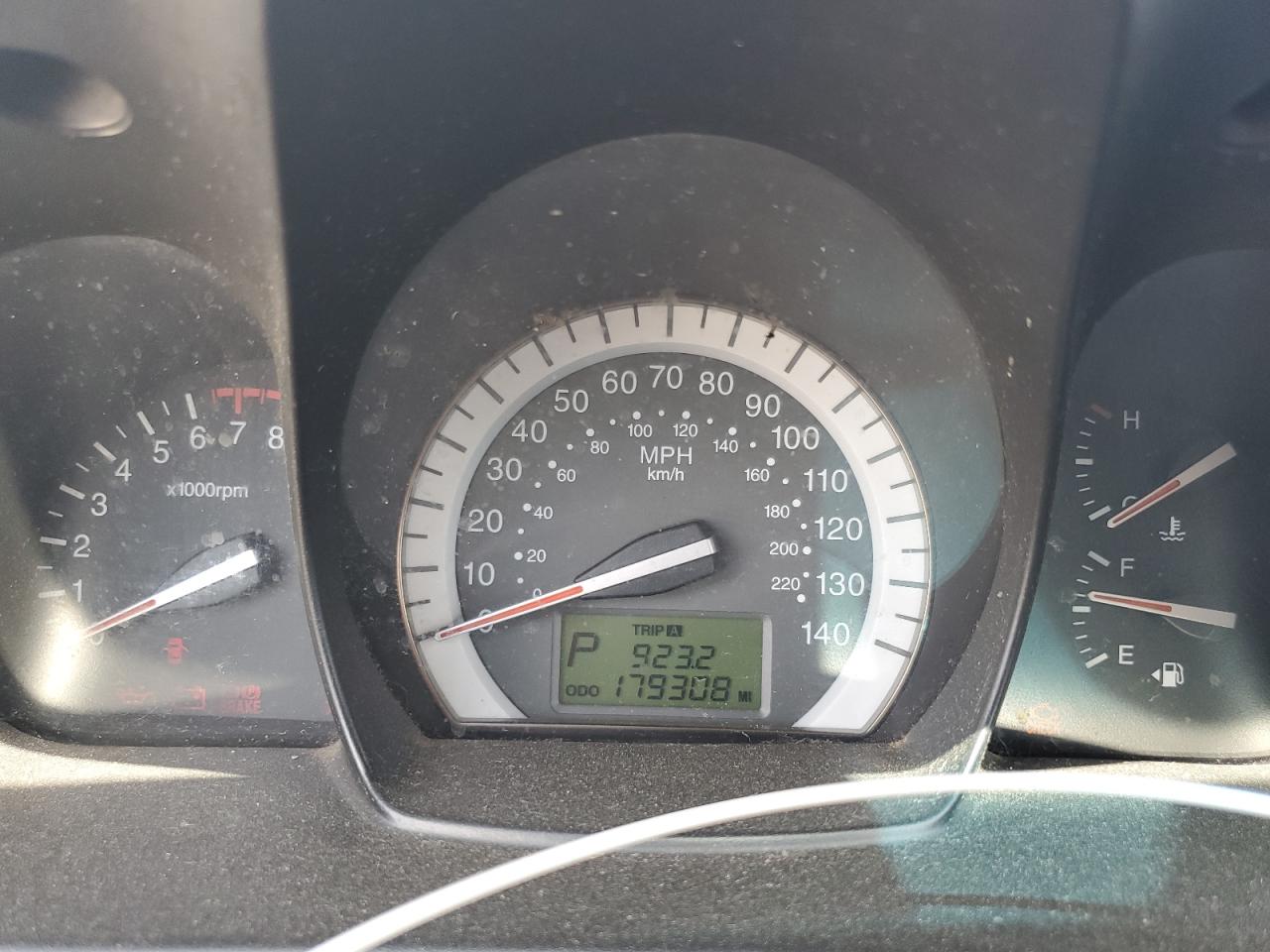 2007 Kia Spectra5 Sx VIN: KNAFE161175006756 Lot: 61765555