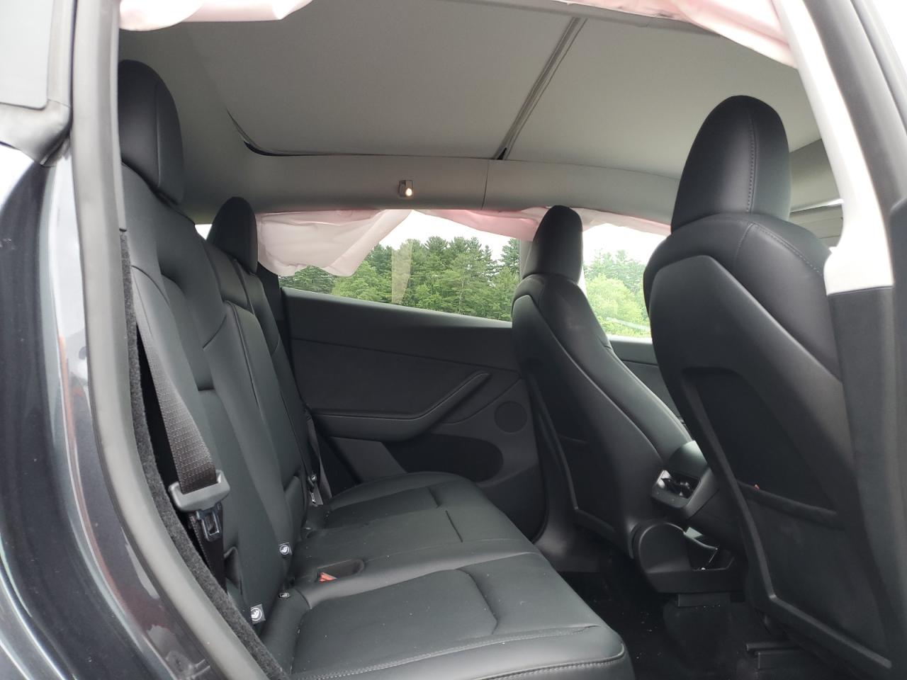 TESLA MODEL Y 2025 VIN 7SAYGDEE2SA340278 photo 10