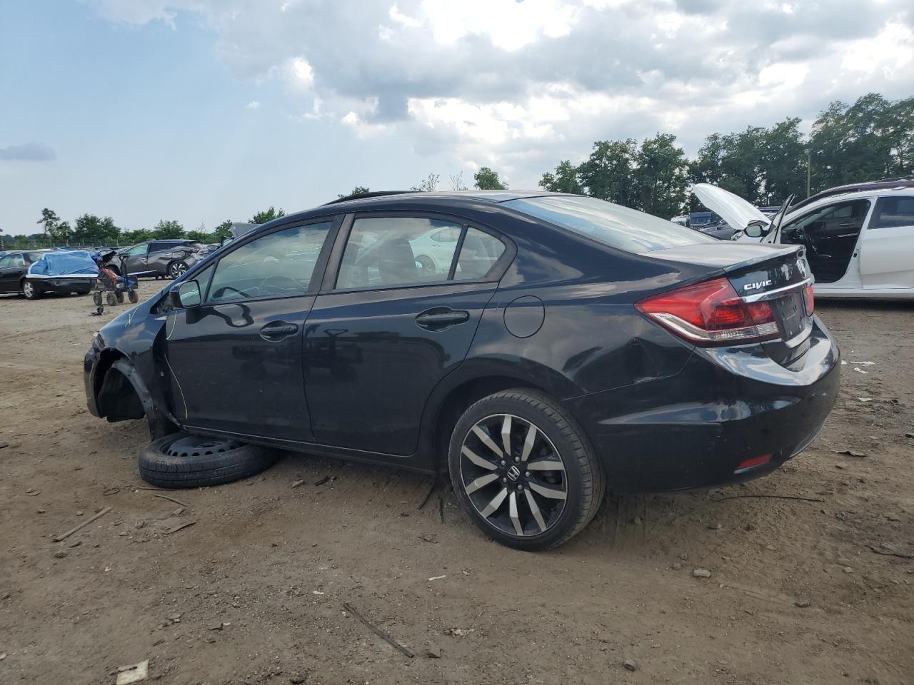 HONDA CIVIC 2015 VIN 2HGFB2F96FH515371 photo 2