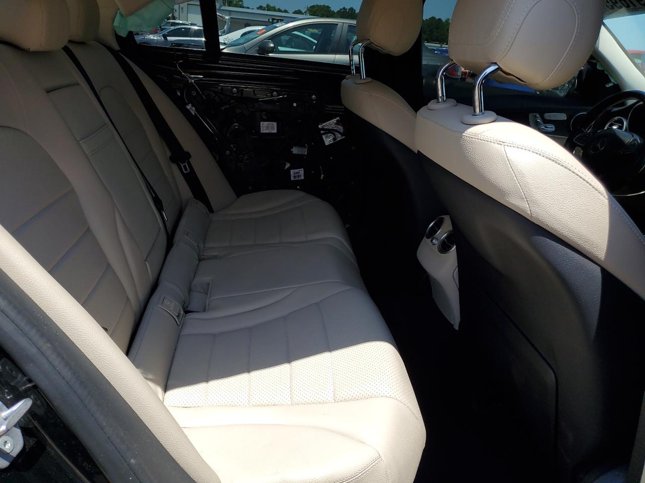 2016 Mercedes-Benz C 300 VIN: 55SWF4JB2GU168782 Lot: 62191695