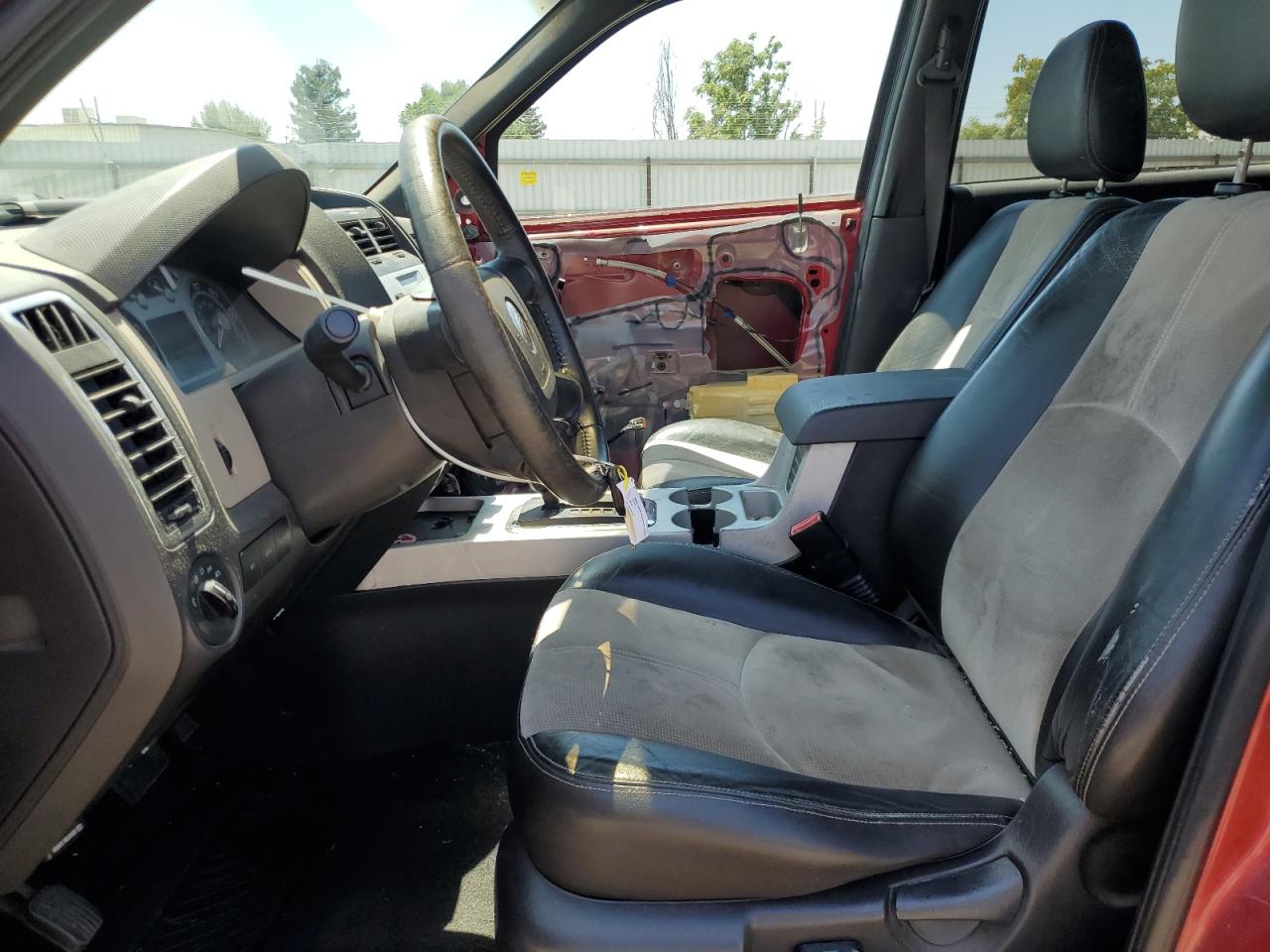 2008 Mercury Mariner Premier VIN: 4M2CU87148KJ10221 Lot: 62594335