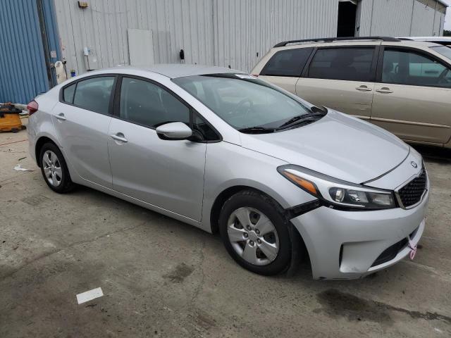  KIA FORTE 2017 Srebrny