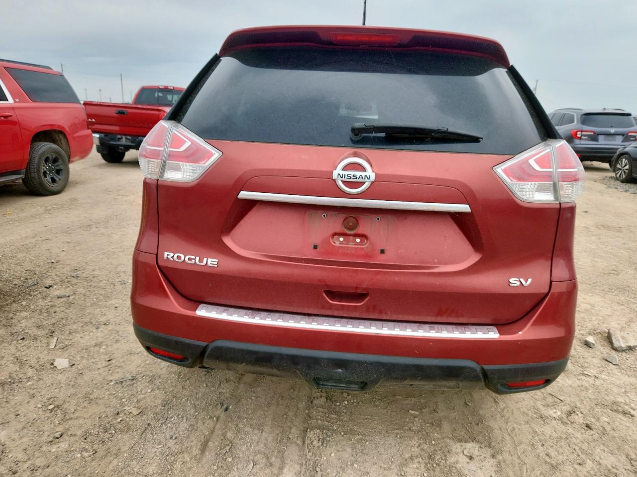 2015 Nissan Rogue S VIN: KNMAT2MT7FP560058 Lot: 62865235
