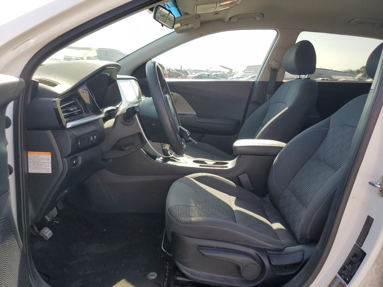 2020 Kia Niro Lx VIN: KNDCB3LC8L5370487 Lot: 62608305