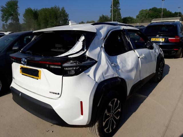 2023 TOYOTA YARIS CROS