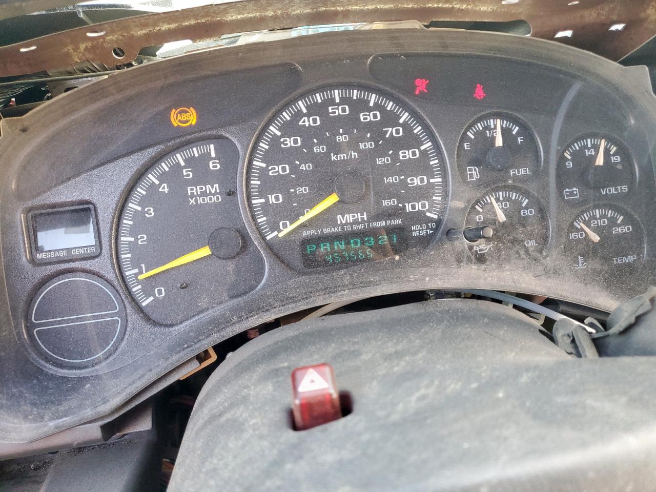 2001 Chevrolet Silverado C1500 VIN: 2GCEC19T411174823 Lot: 62458345