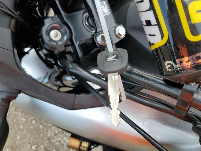 undisplay HONDA NC CYCLE 2012 Серебристый