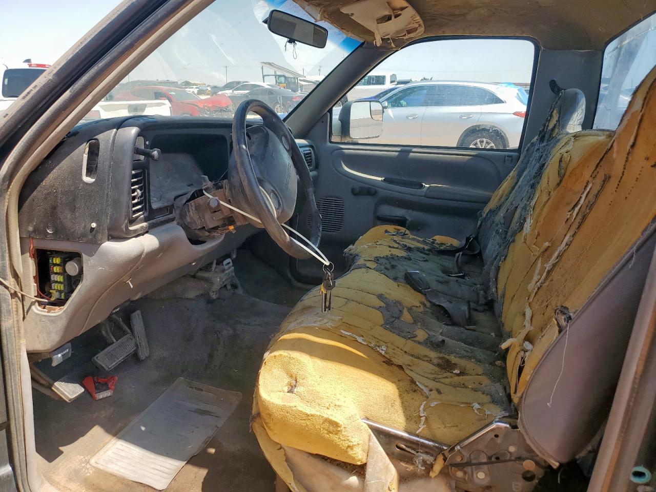 1996 Dodge Ram 2500 VIN: 1B7KC26Z2TJ193770 Lot: 61416765
