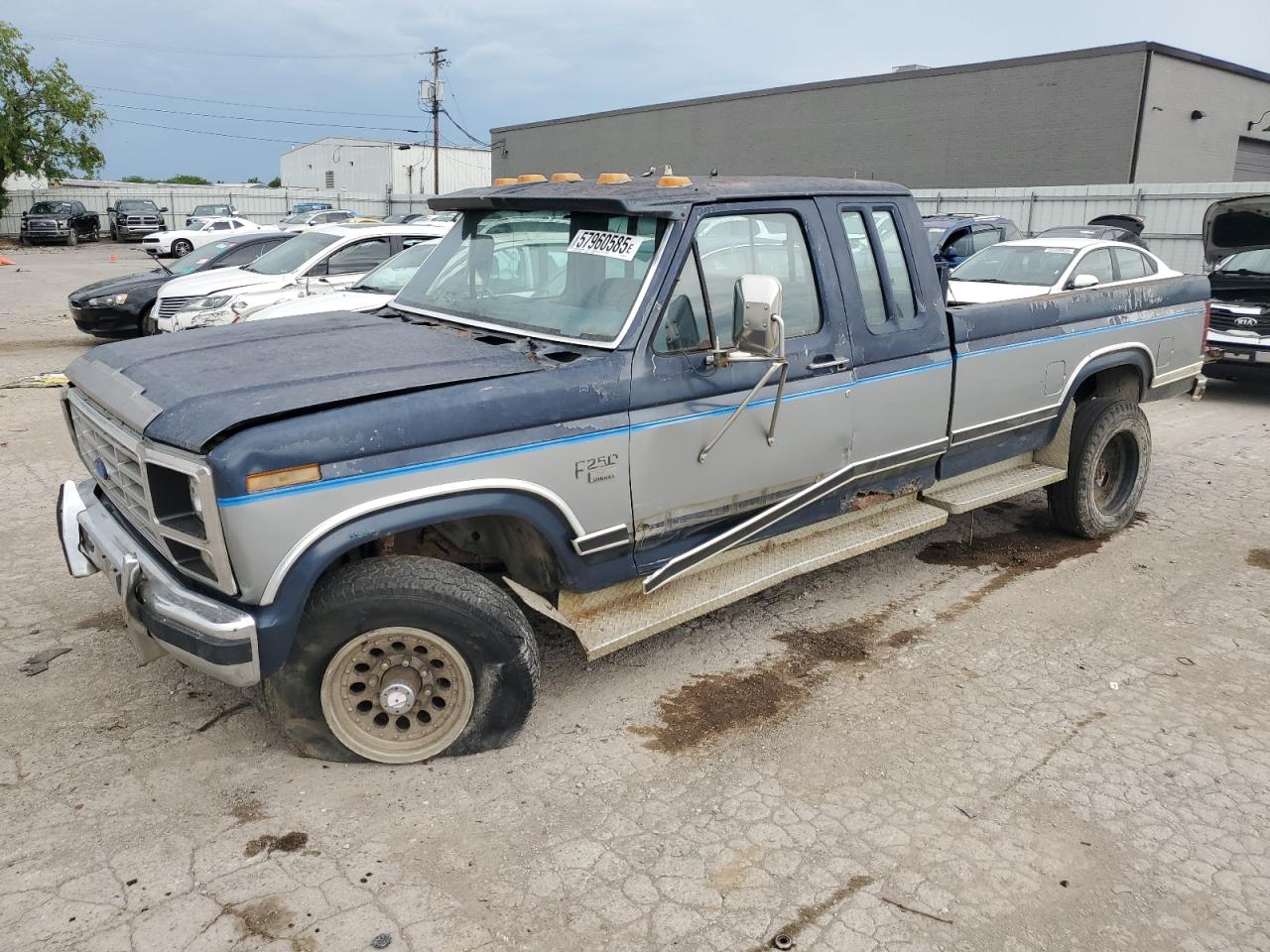 1986 Ford F250 for Sale in Lexington, KY - Side