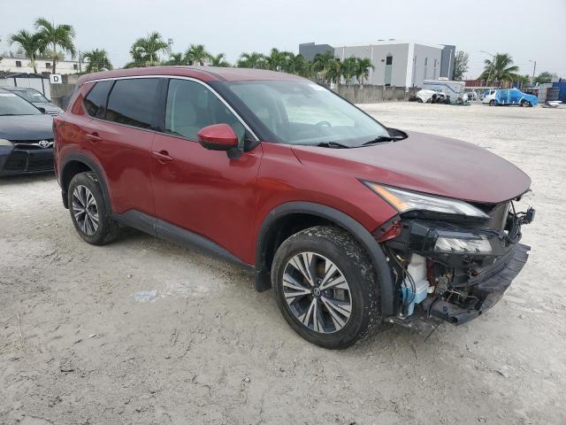 NISSAN ROGUE 2021 Красный