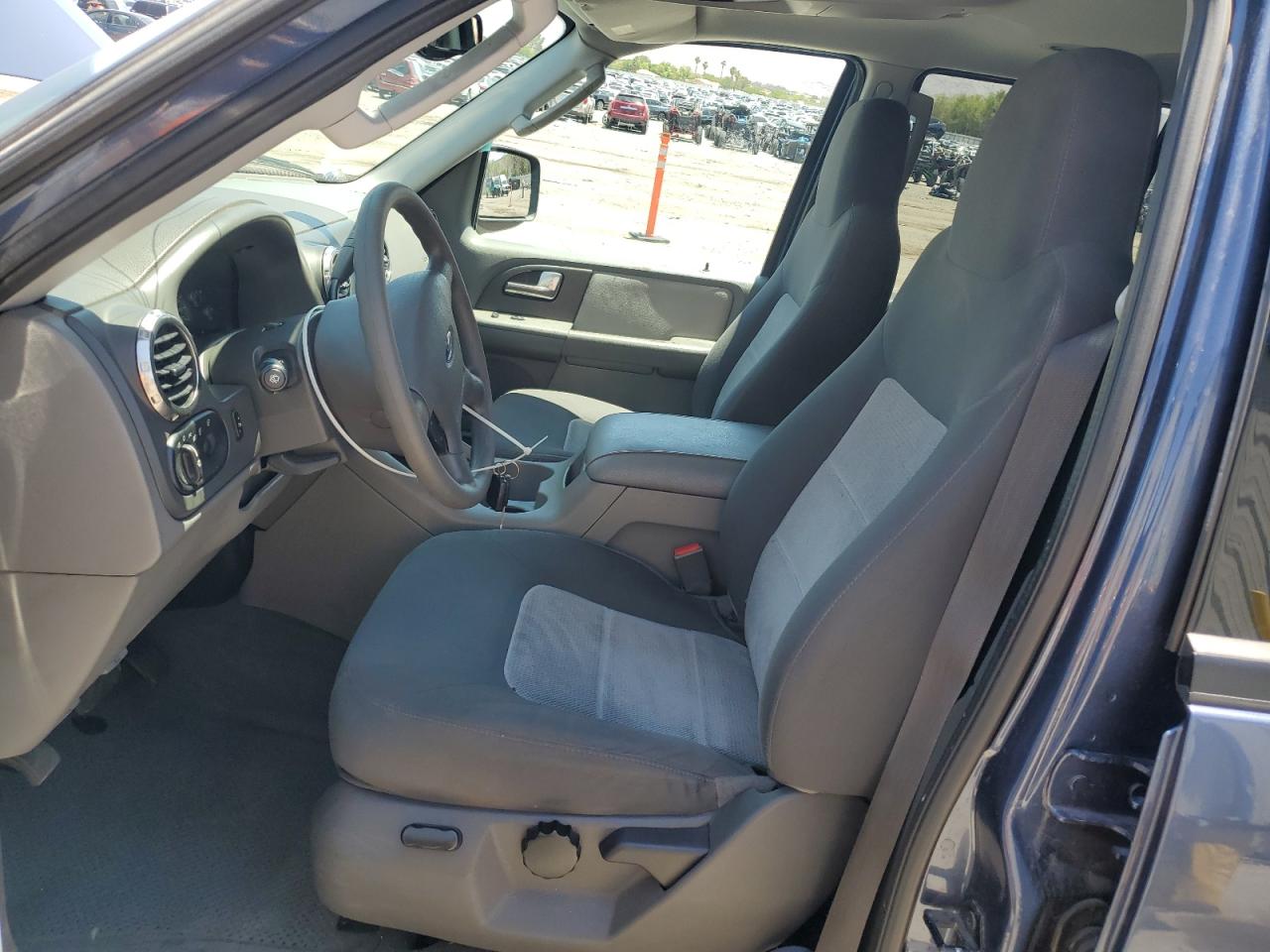 2004 Ford Expedition Xlt VIN: 1FMRU15W84LB85445 Lot: 59897495