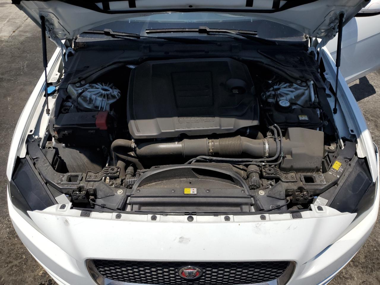 2019 Jaguar Xe Premium VIN: SAJAD4FXXKCP45359 Lot: 60840675