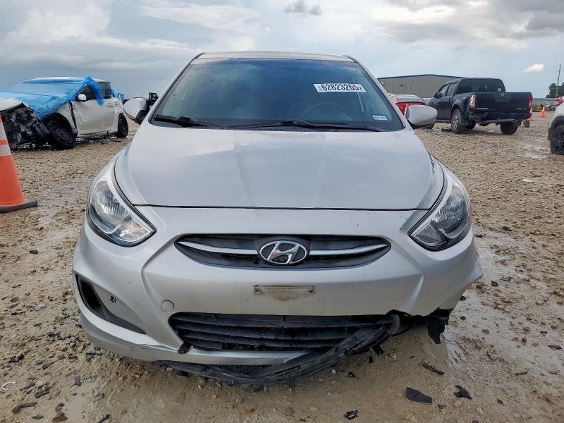  HYUNDAI ACCENT 2017 Srebrny