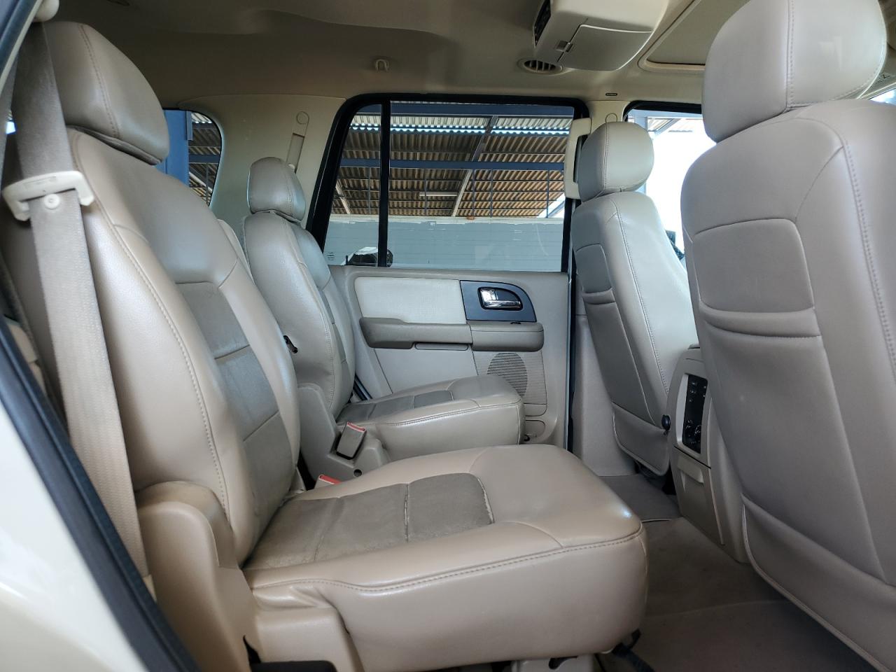 2005 Ford Expedition Limited VIN: 1FMFU205X5LA54896 Lot: 62591375