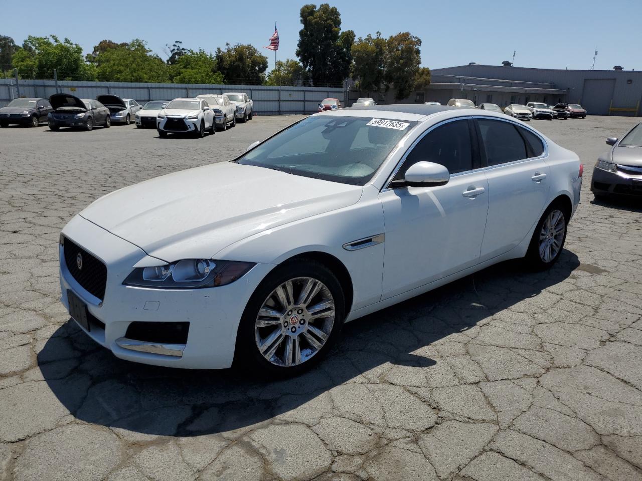 Martinez, CA에서 판매 중인 2017 Jaguar Xf Premium   - Side