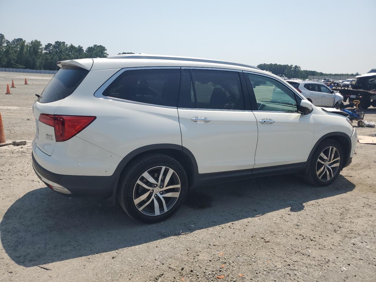HONDA PILOT 2016 VIN 5FNYF6H0XGB126628 фото 3