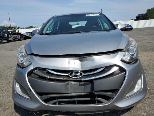 Hatchbacks HYUNDAI ELANTRA 2014 Srebrny