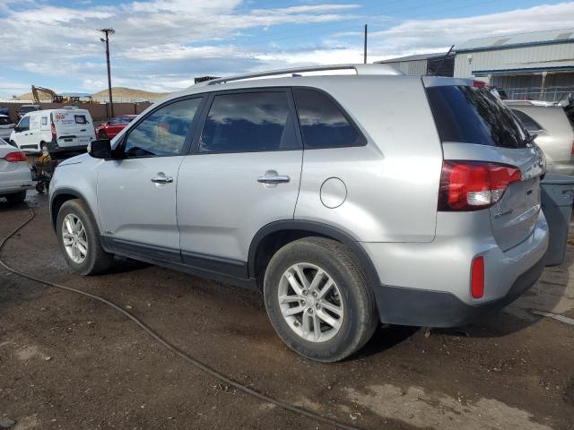  KIA SORENTO 2015 Серебристый