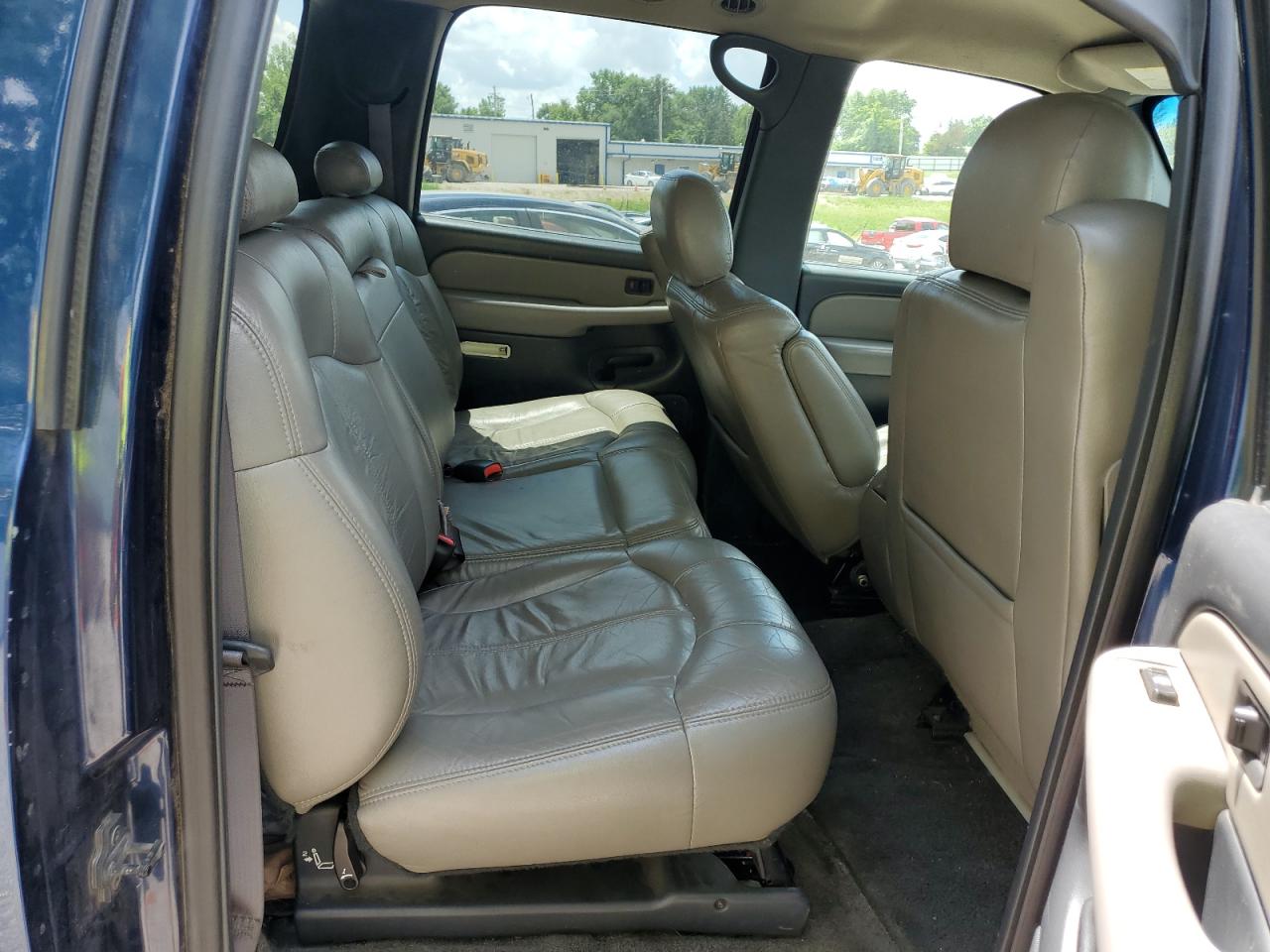 2002 Chevrolet Suburban K1500 VIN: 1GNFK16Z92J312788 Lot: 62115475