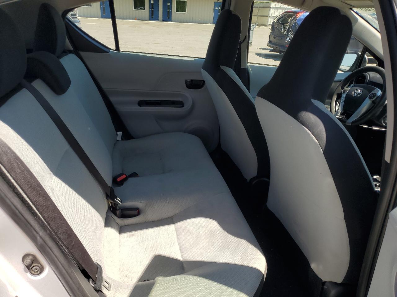 2014 Toyota Prius C VIN: JTDKDTB31E1566322 Lot: 62570705