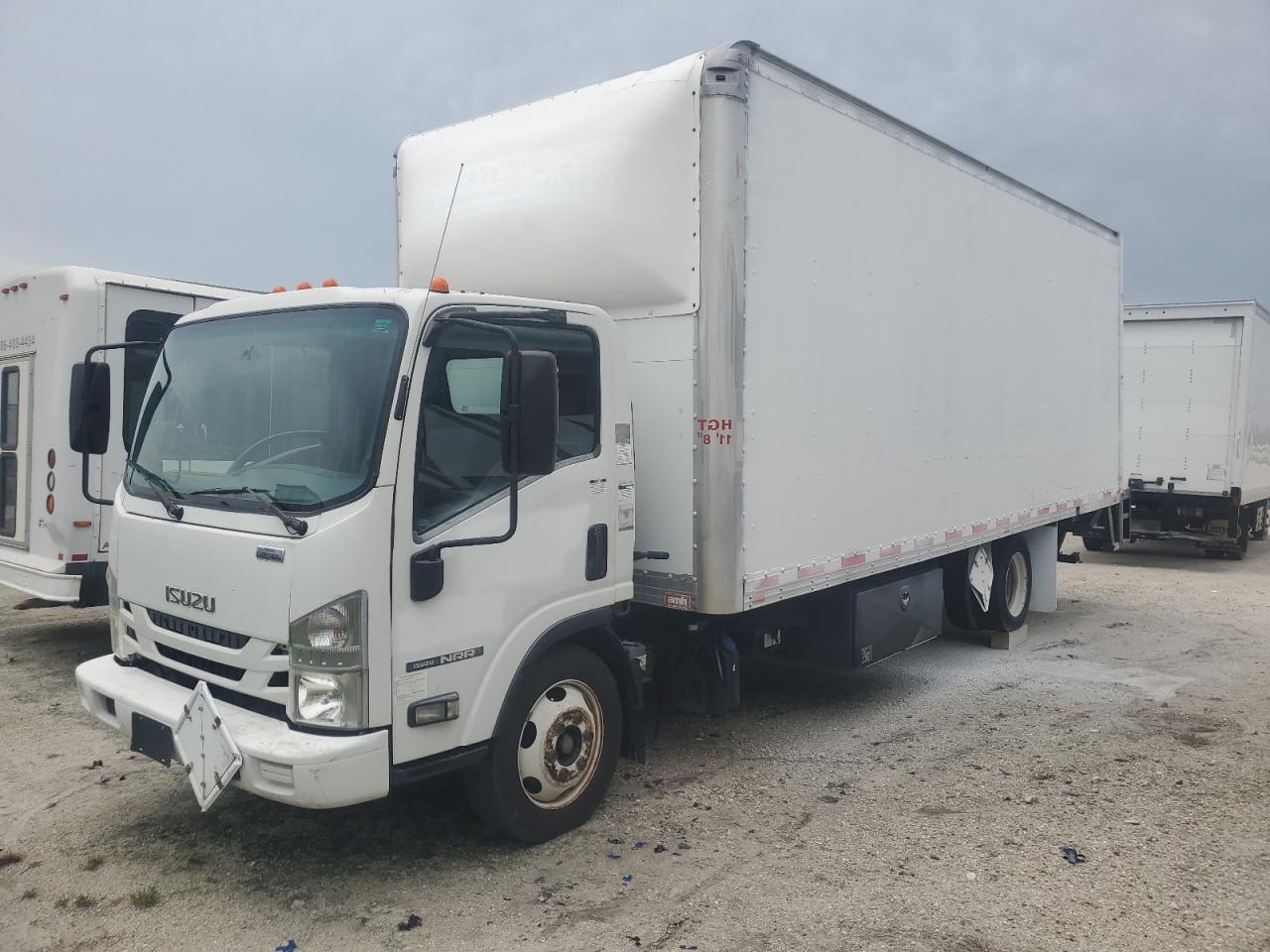 2017 Isuzu Nrr zu verkaufen in Homestead, FL - Minor Dent/Scratches