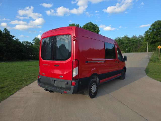Vans FORD TRANSIT 2016 Czerwony