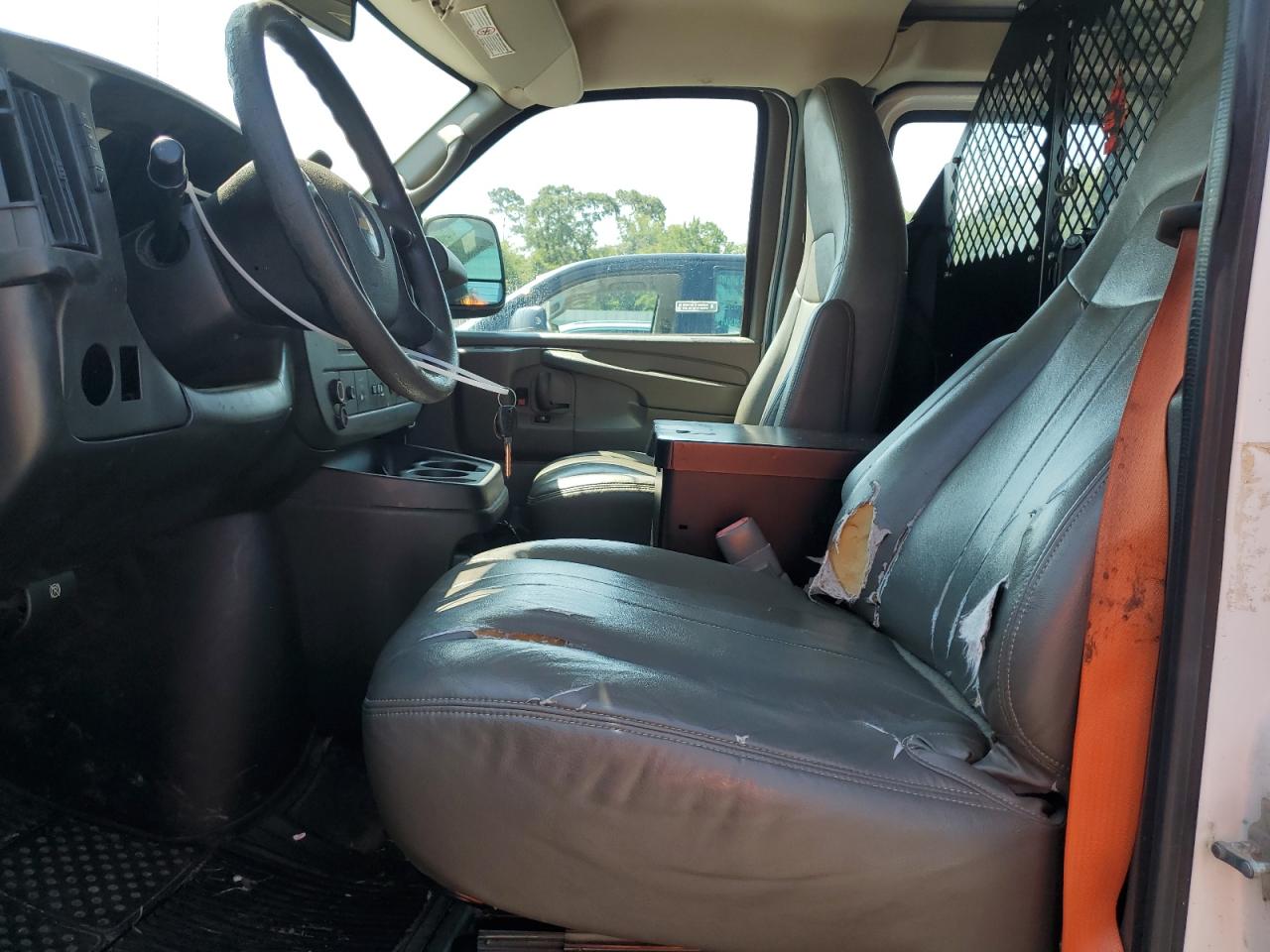 CHEVROLET EXPRESS 2014 VIN 1GCWGFCA8E1915211 zdjęcie 7