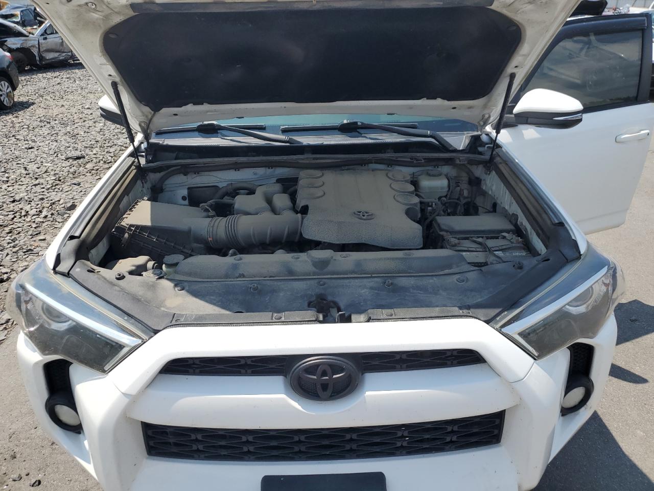 2015 Toyota 4Runner Sr5/Sr5 Premium VIN: JTEBU5JR8F5225622 Lot: 60399015